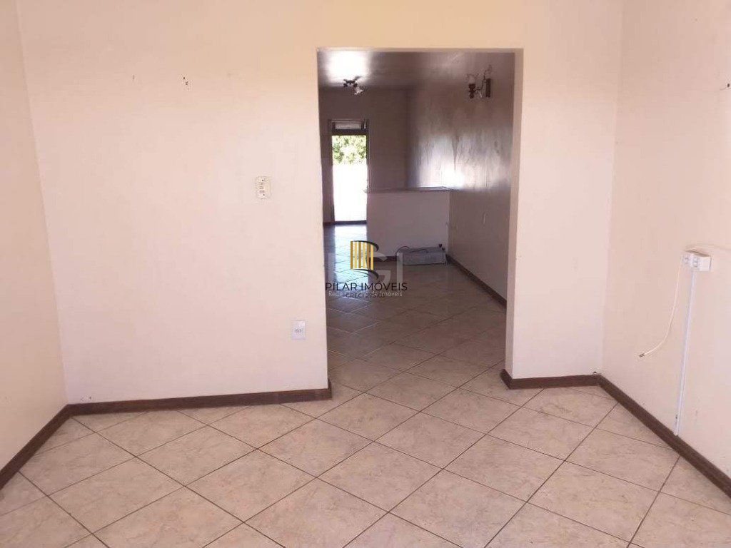 Casa para Venda - 200m², 6 dormitórios, 4 vagas - Tristeza