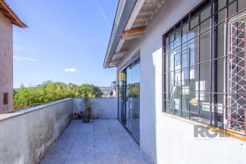 Casa em condomínio de 177m², 3 dormitórios, 1 vaga no bairro Ipanema