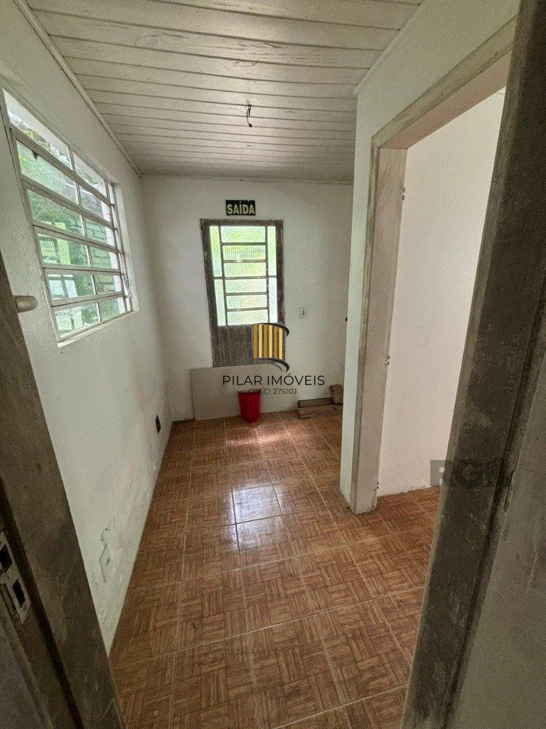 Casa com 3 quartos, 4 vagas e 120m² no bairro Vila Assução