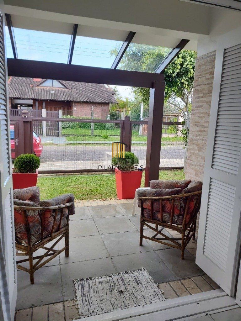 Casa para Venda - 160.78m², 4 dormitórios, sendo 2 suites, 5 vagas - Centro
