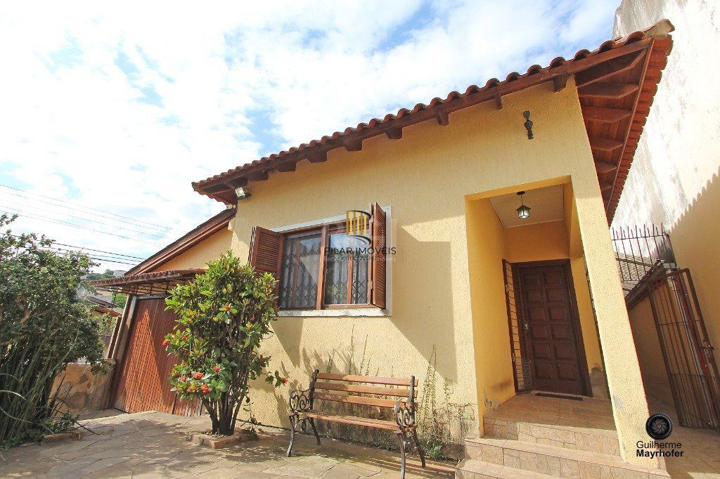 Casa para Venda - 150m², 2 dormitórios, 2 vagas - Nonoai