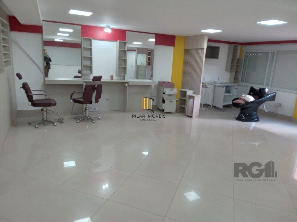 Casa Comercial no bairro Medianeira