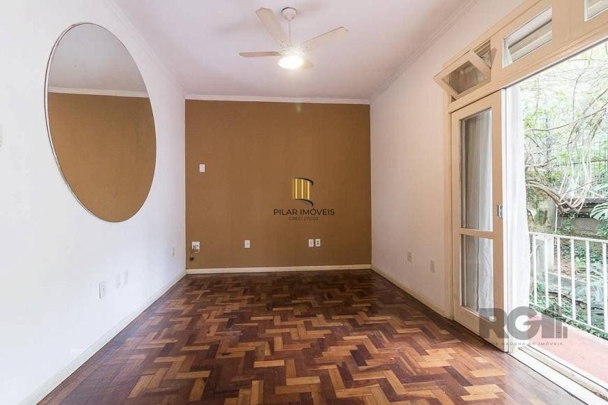 Apartamento 126m² - Semi mobiliado, 3 dormitórios, 1 vaga no bairro Moinhos de Vento