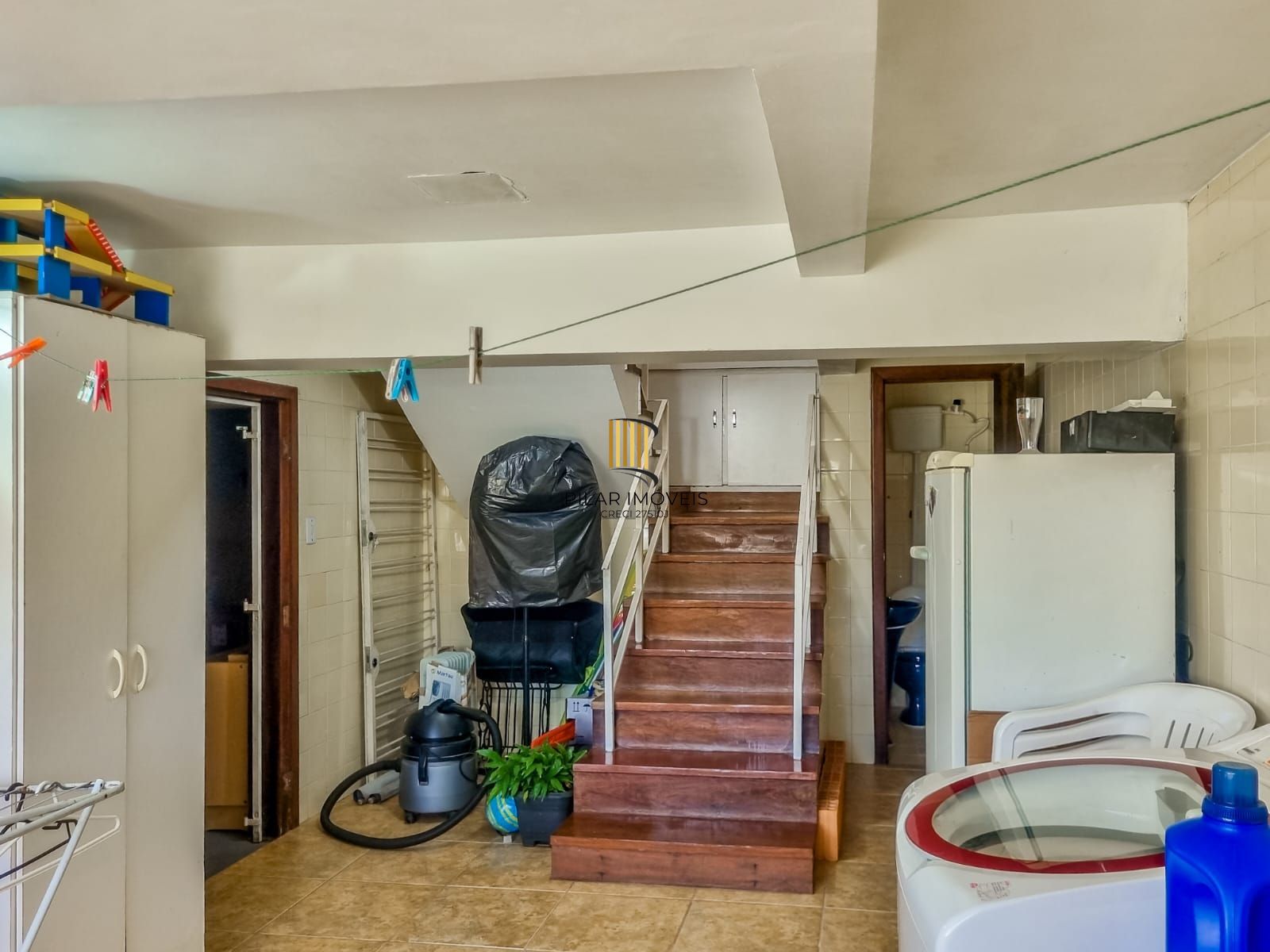 Casa Térrea 280 m²  em Teresópolis – 4 Dorms, Escritório e Edícula