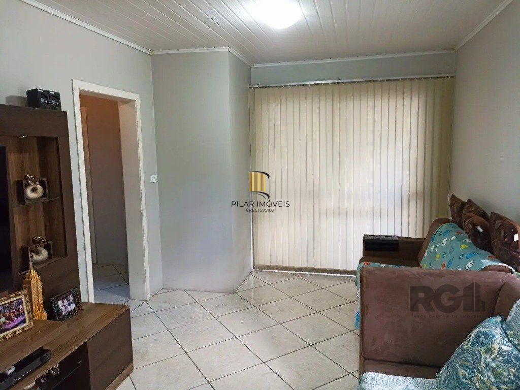 Casa com 3 dormitórios no bairro  Costa e Silva