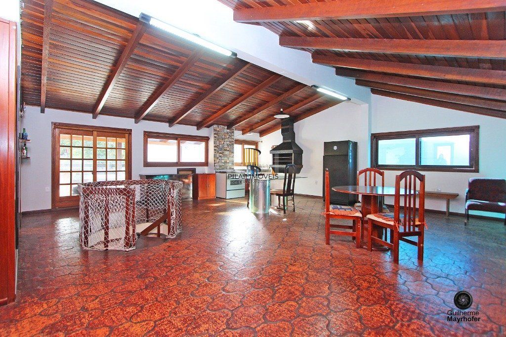 Casa para Venda - 180m², 3 dormitórios, sendo 1 suites, 3 vagas - Parque dos Maias