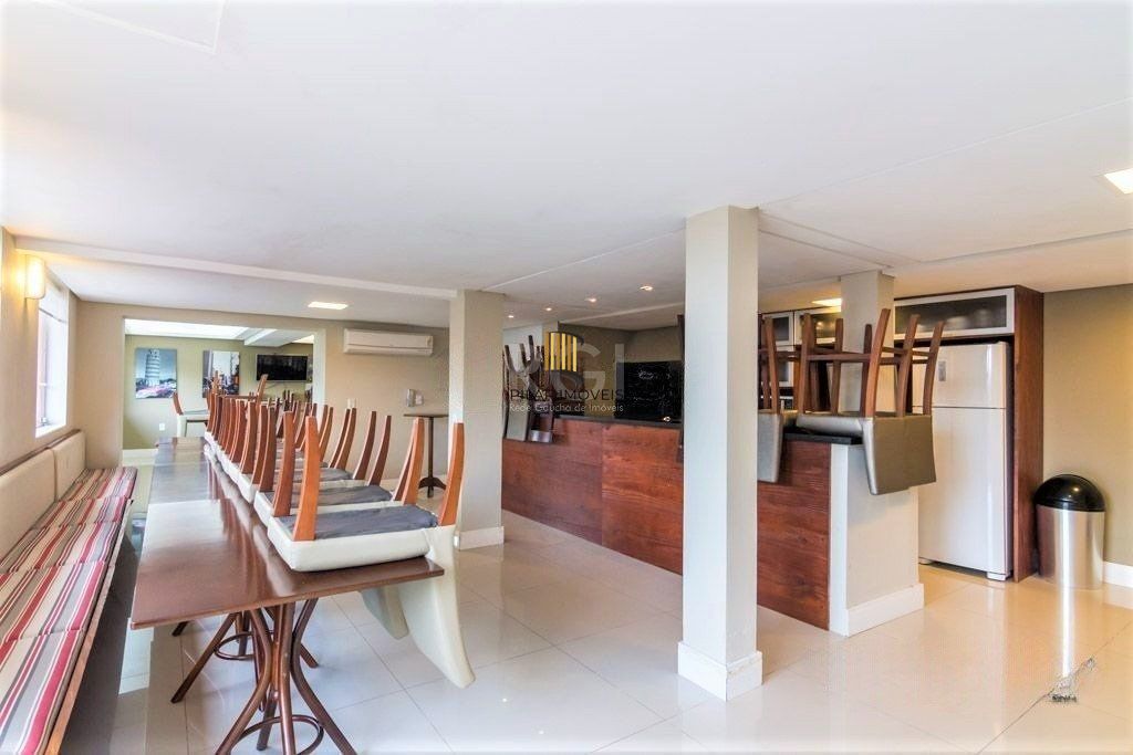Casa Condominio para Venda - 404.59m², 3 dormitórios, sendo 1 suites, 2 vagas - Cristal