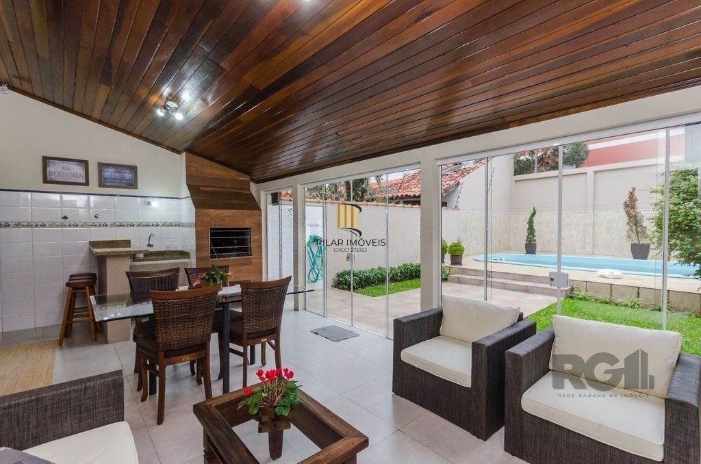 Excelente casa de 379m² com 3 dormitórios, piscina e 4 vagas. - Pilar Imóveis
