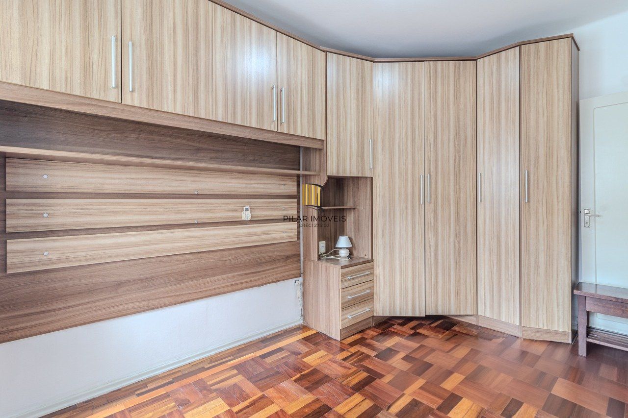 Apartamento 2 dormitórios no Centro Histórico