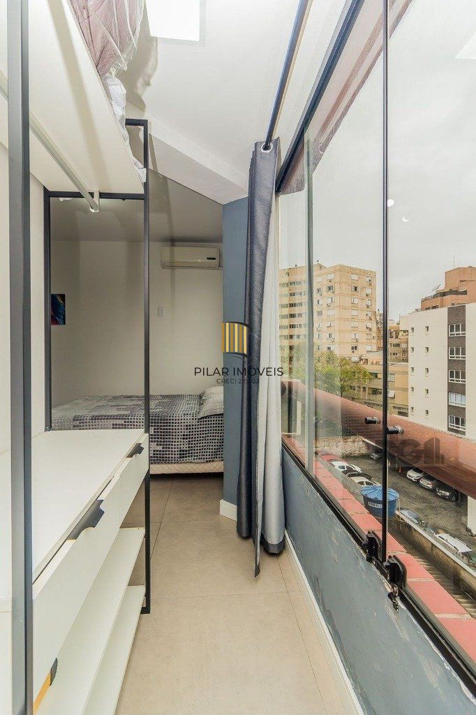 Excelente apartamento JK de 29m² na frente da Redenção.