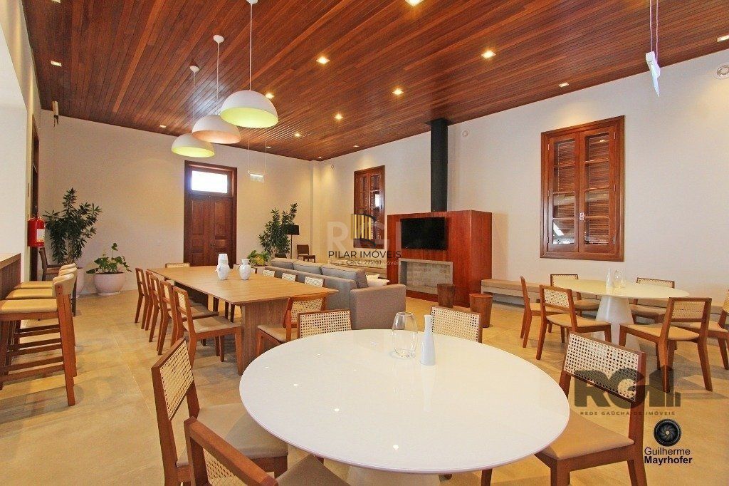 Casa Condominio para Venda - 221,59m², 3 suítes, 2 vagas - Teresópolis