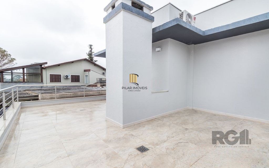 Excelente casa de 254m² com 4 dormitórios sendo 3 suítes.