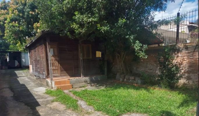 Terreno de 355m² á venda no Bairro Glória, Porto Alegre