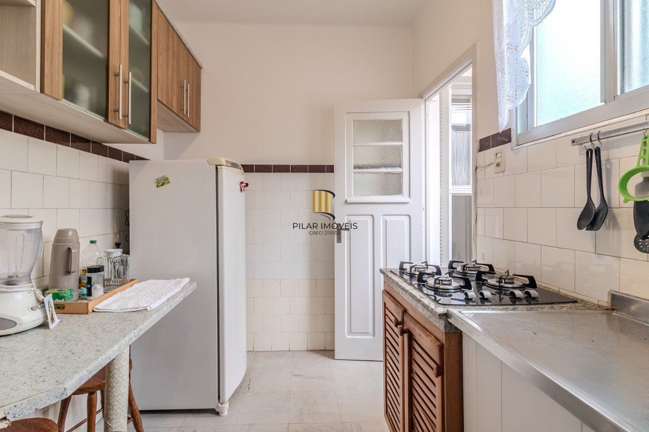Apartamento 2 dormitórios no Centro Histórico