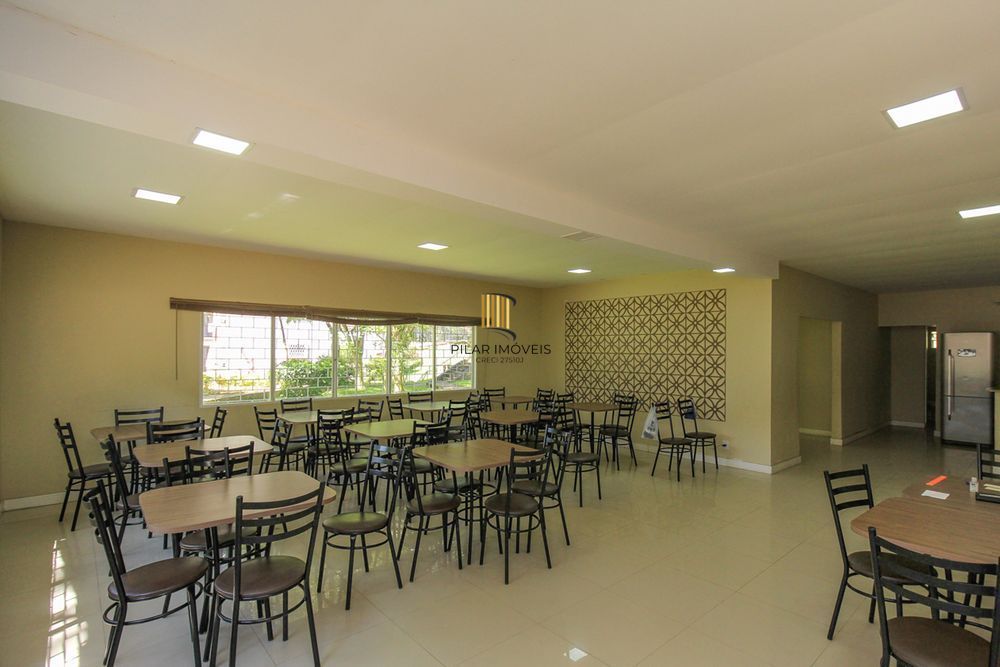 Apartamento com 3 quartos e 77m² à venda em Teresópolis, Porto Alegre.