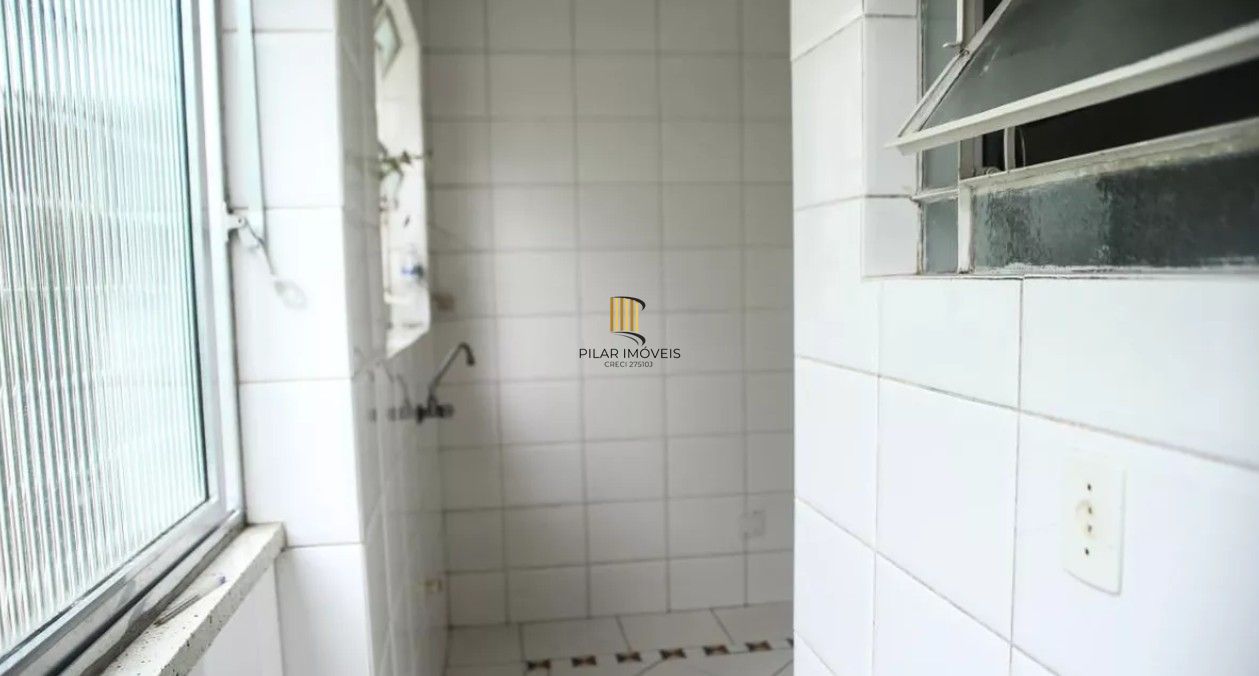 Apartamento de 1 dormitório, com 40 m², no bairro Teresópolis.