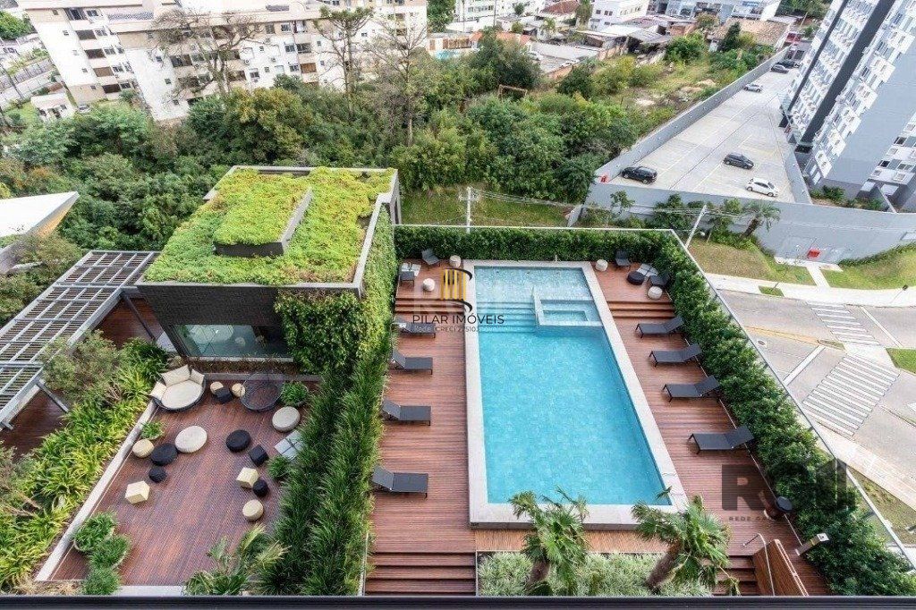 Apartamento 1 dor, 1 vaga coberta, localizado junto ao Bourbon Shopping Teresópolis.