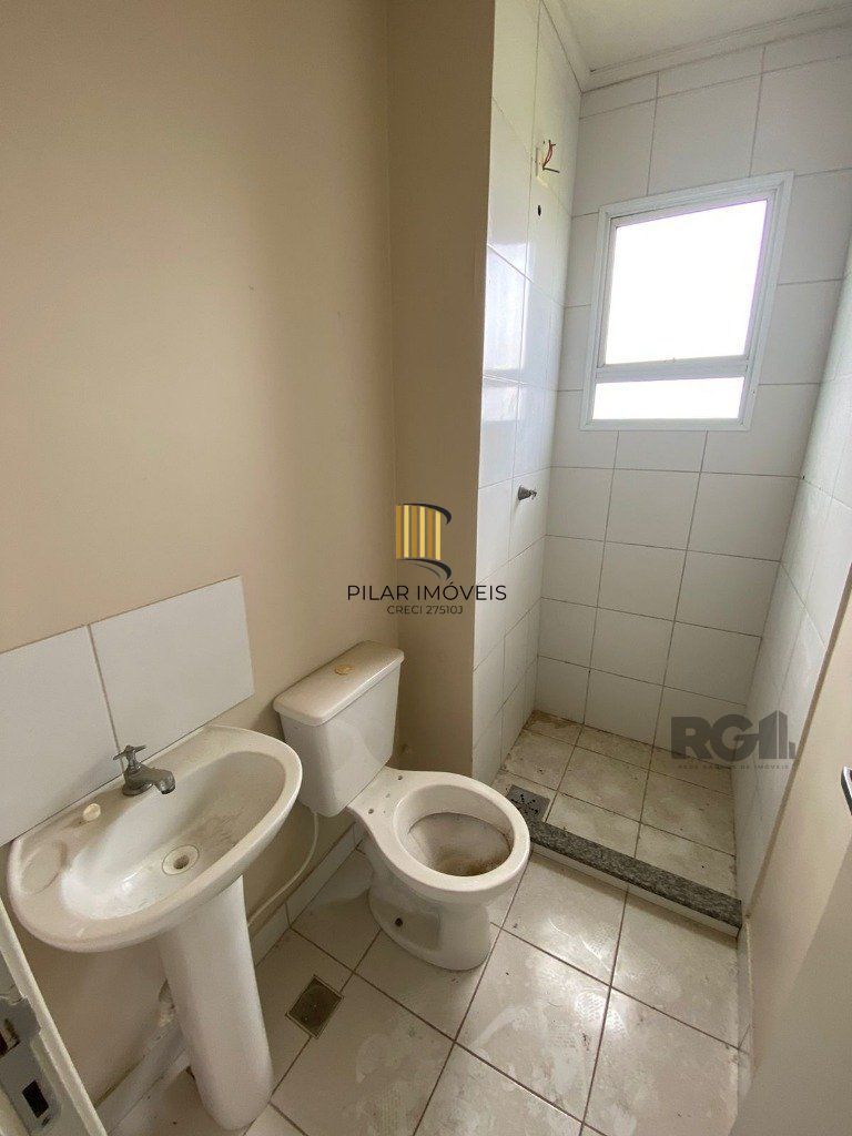 Apartamento com 2 dorm Rua Ney da Gama