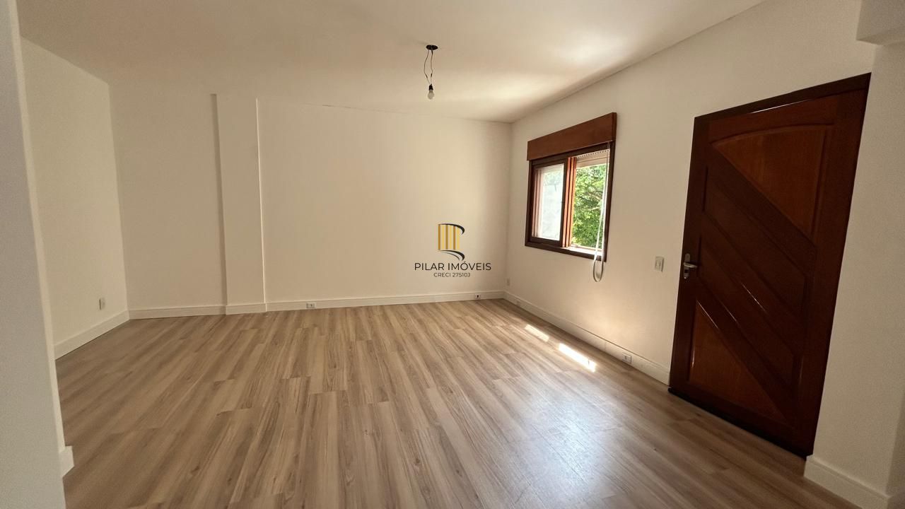 Apartamento 1 dormitórios no bairro Medianeira em Porto Alegre para Alugar