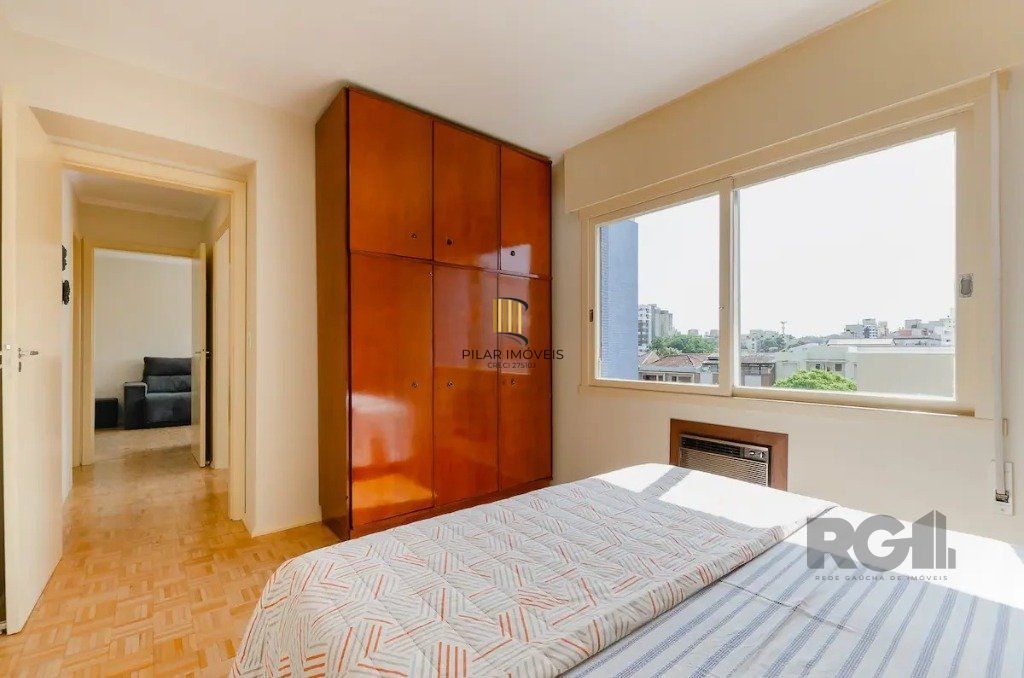 Apartamento de 2 dormitórios no bairro  Menino Deus