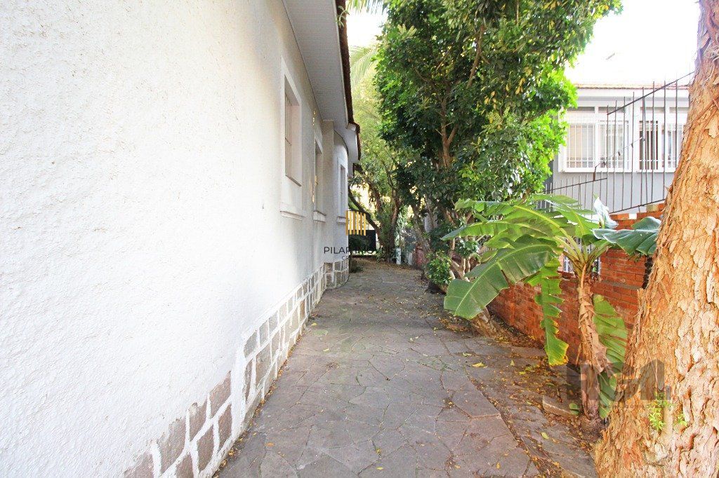 Casa 2 dormitórios no bairro Petrópolis