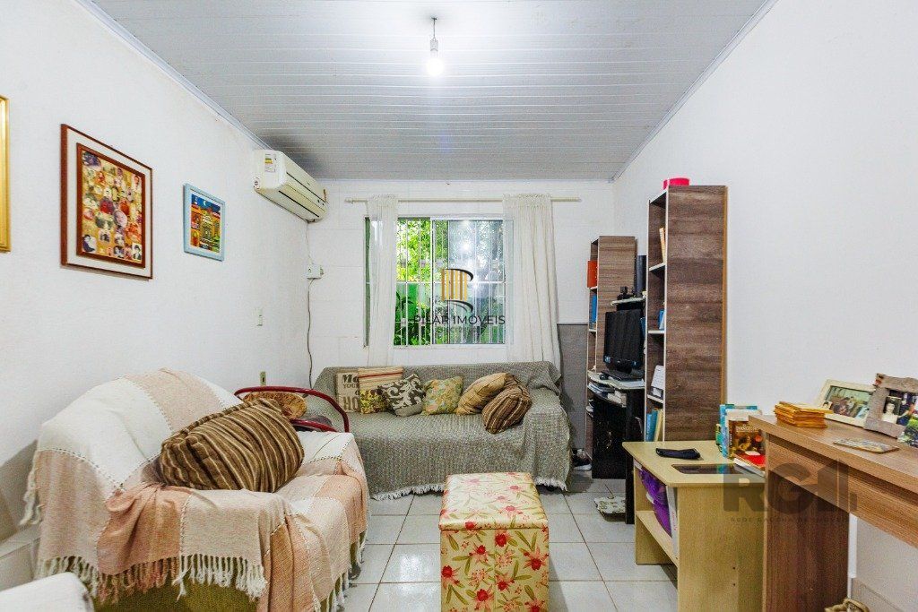 Casa de 4 Dormitório(s) Bairro Nonoai - Porto Alegre
