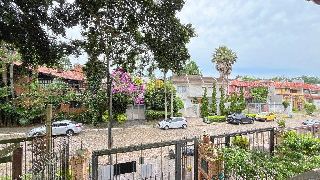 Casa para Venda - 176m², 3 dormitórios, sendo 1 suites, 4 vagas - Jardim Isabel