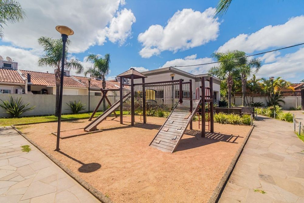 Casa de Condomínio 2 dormitórios no bairro Hípica