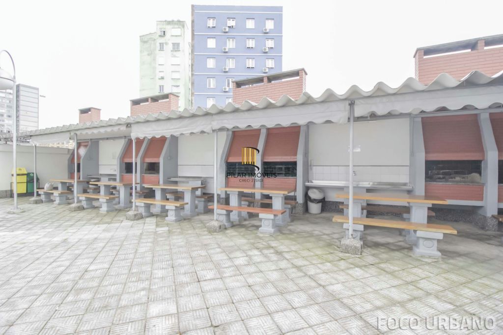 Cobertura 2 dormitórios à venda Avenida Alberto Bins, Floresta - Porto Alegre