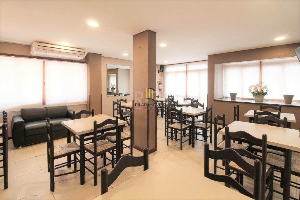 Apartamento para Venda - 72m², 2 dormitórios, 1 vaga - Passo da Areia