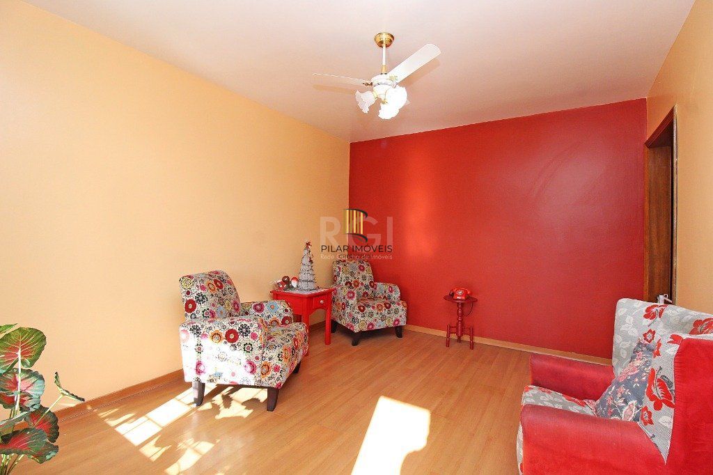 Casa para Venda - 280m², 4 dormitórios, sendo 1 suites, 4 vagas - Bom Jesus