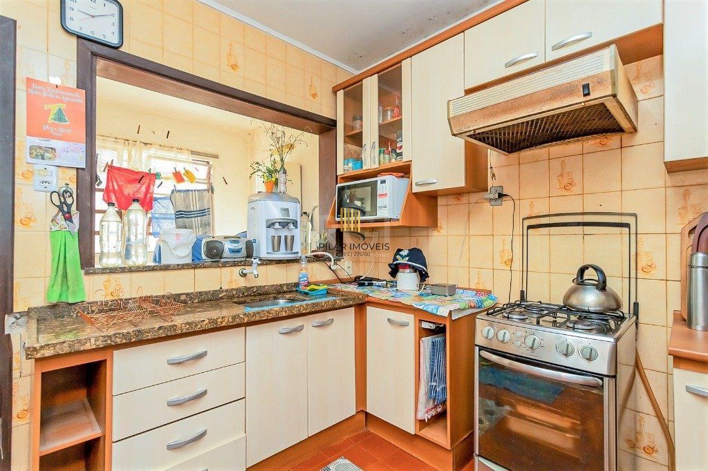Casa para Venda - 165m², 3 dormitórios, 2 vagas - Partenon