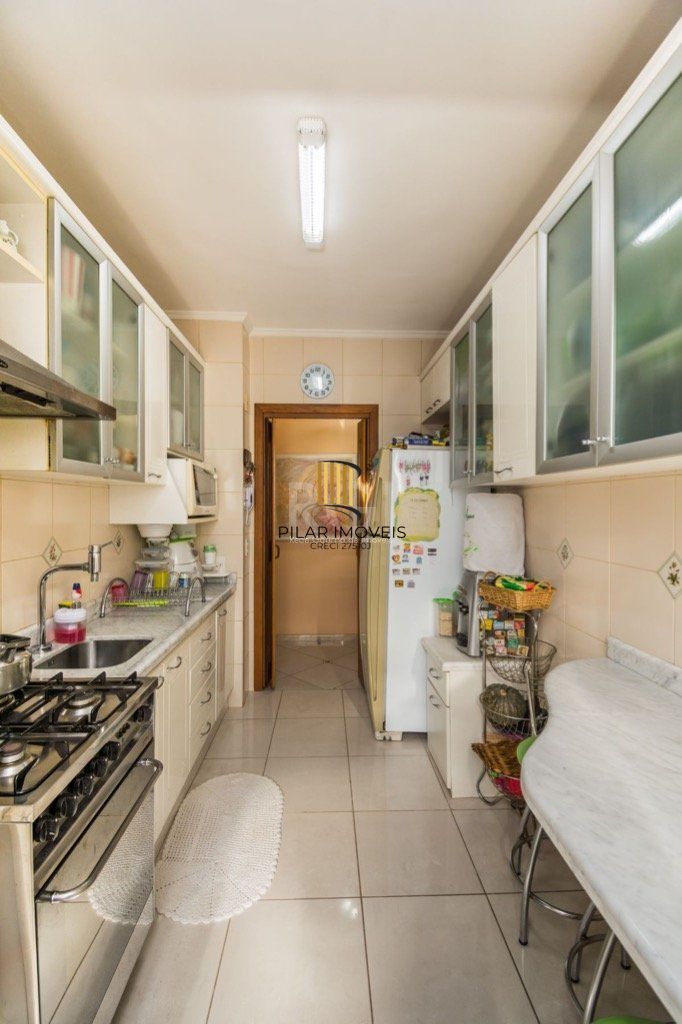 Cobertura para Venda - 199m², 3 dormitórios, sendo 1 suites, 2 vagas - Azenha