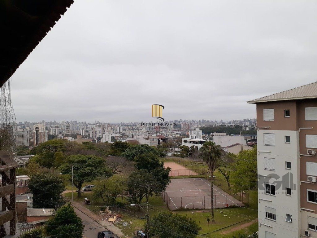 Apartamento 177m² - 3 dormitórios, 2 vagas no bairro Santa Tereza