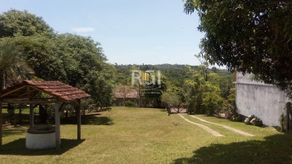 Sítio para Venda - 100m², 3 dormitórios, 9 vagas - Pinheiro