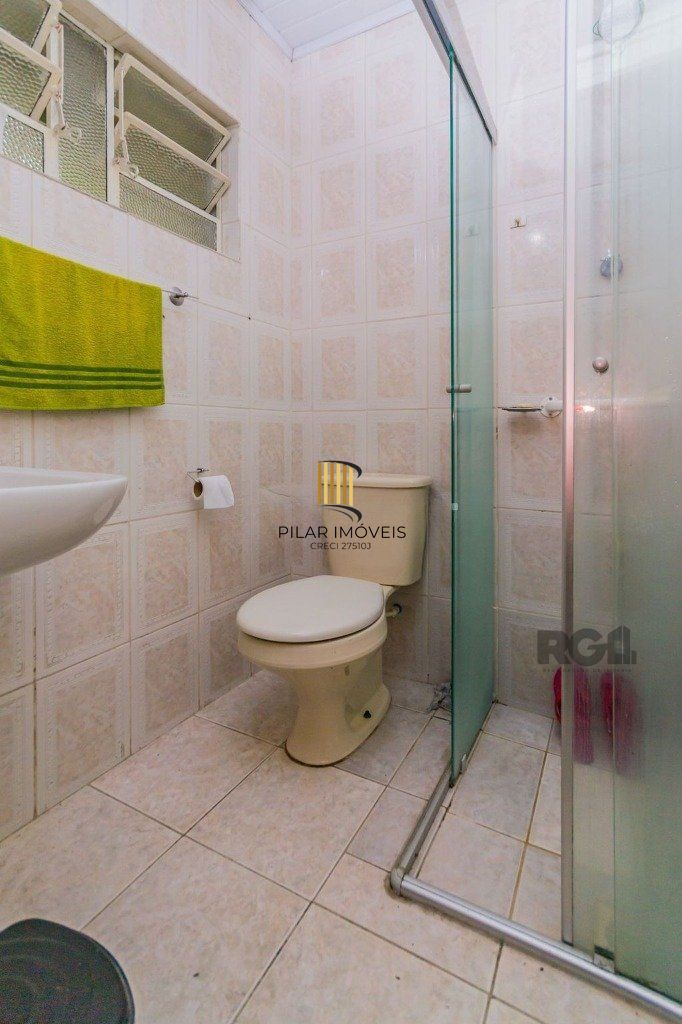 Casa com 2 dormitórios no bairro Vila João Pessoa