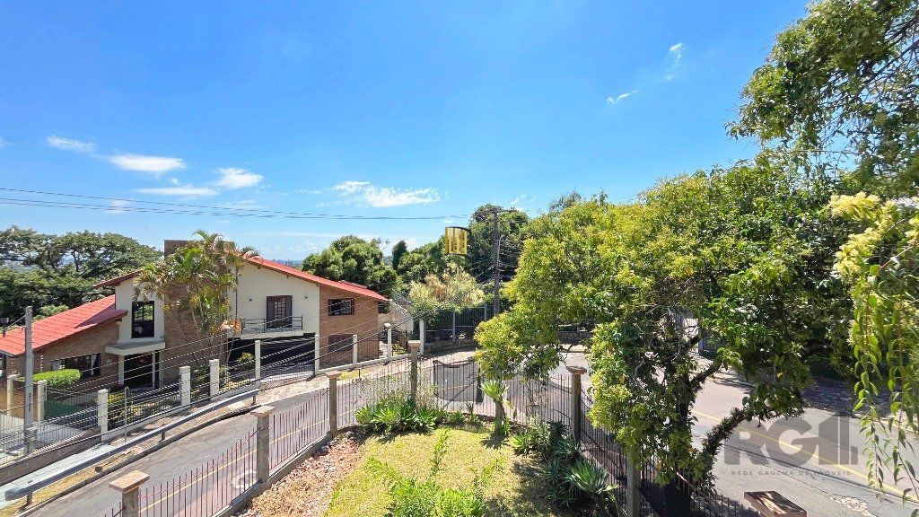 Casa 3 dormitórios no bairro Teresópolis