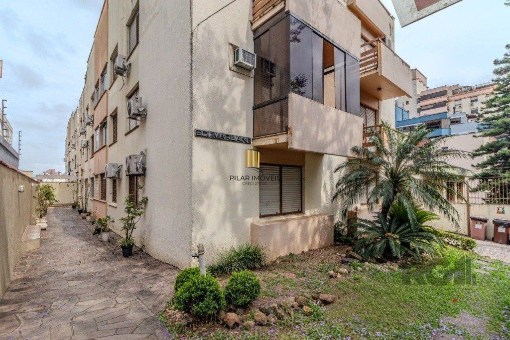 Apartamento de 2 dormitórios no bairro Vila Ipiranga