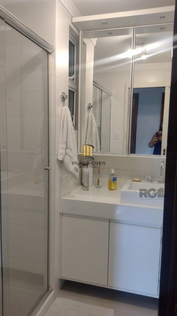 Apartamento 74m² 3 dormitórios no Menino Deus!