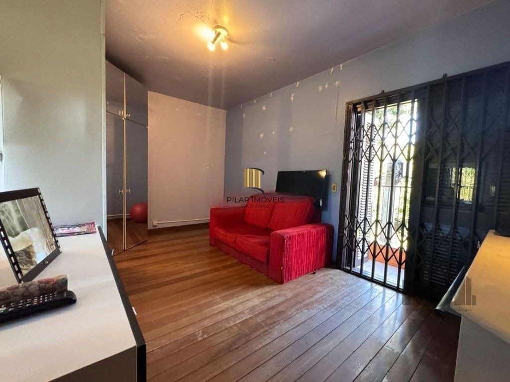 Casa 3 dormitórios no bairro Teresópolis