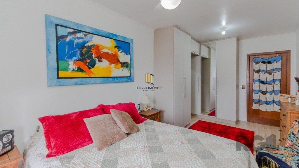 Casa 394m², 4 dormitórios, 4 vagas no bairro Cristo Redentor