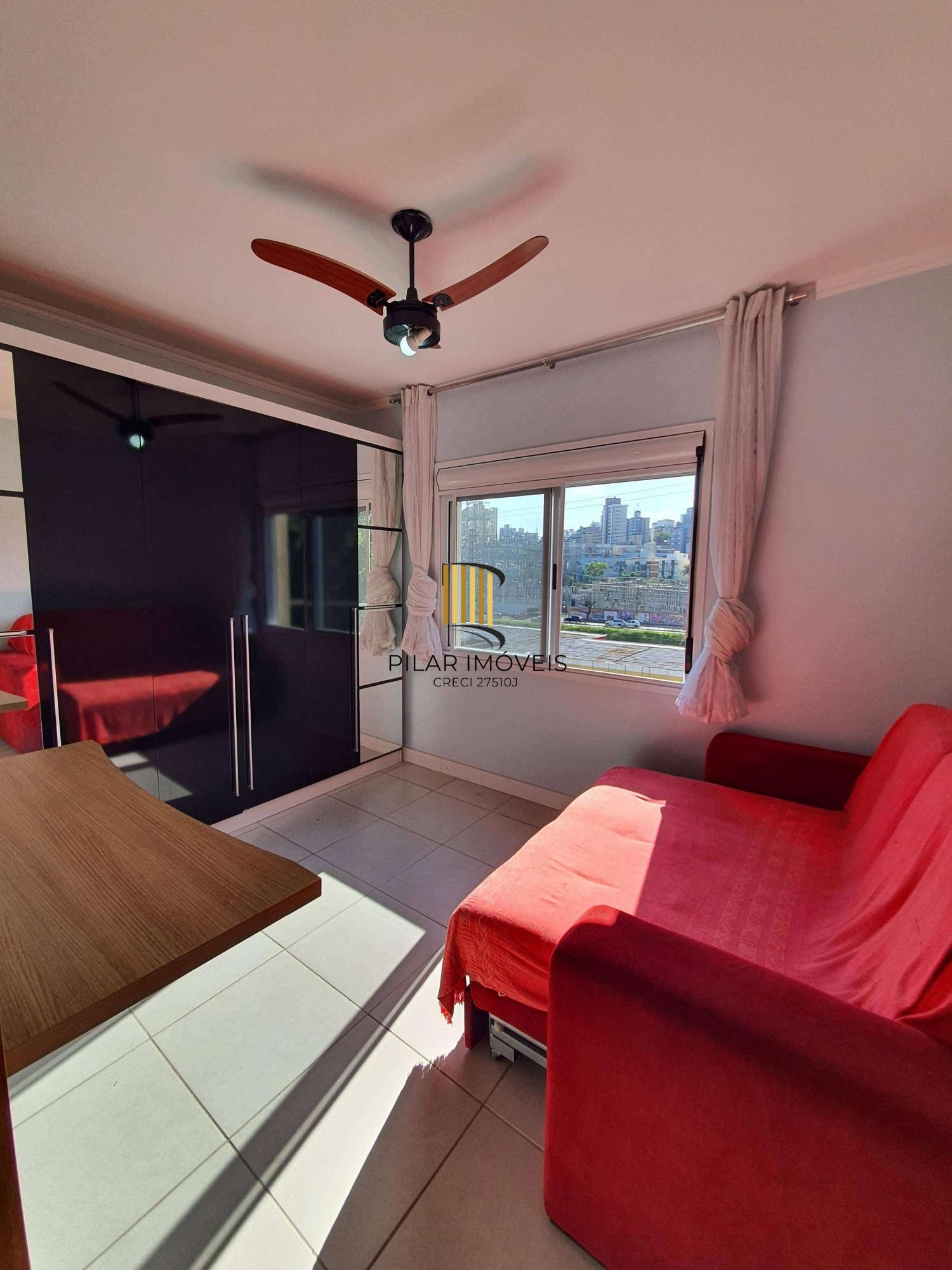 Apartamento mobiliado, pronto para morara com 2 dormitórios e 1 garagem