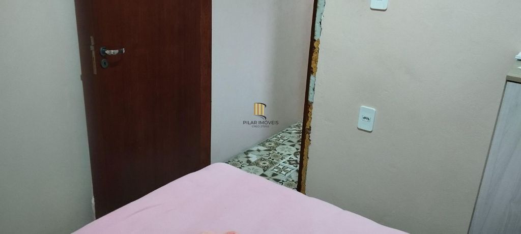 Casa de 2 dormitório à venda no Bairro Humaitá - Porto Alegre