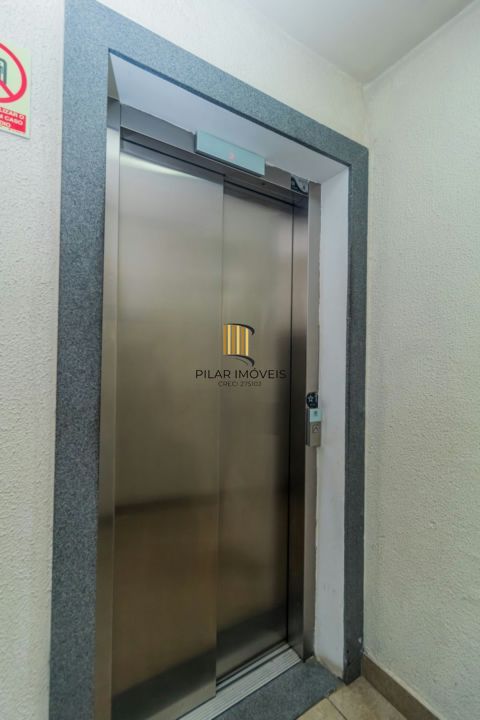 Apartamento 2 dormitórios à venda no Bairro Partenon - Porto Alegre