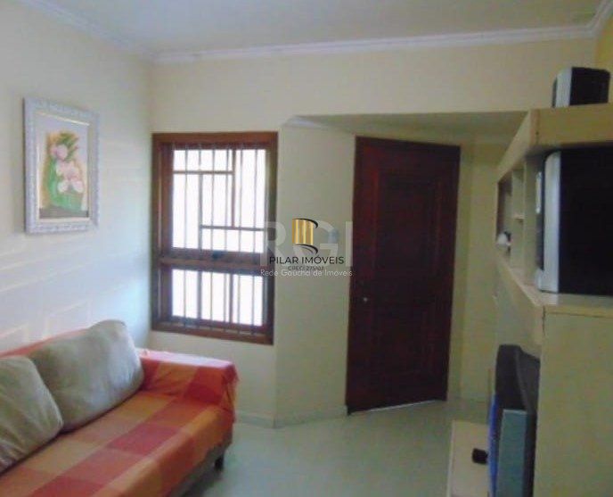 Casa para Venda - 166m², 3 dormitórios, sendo 1 suites, 4 vagas - Vila Márcia