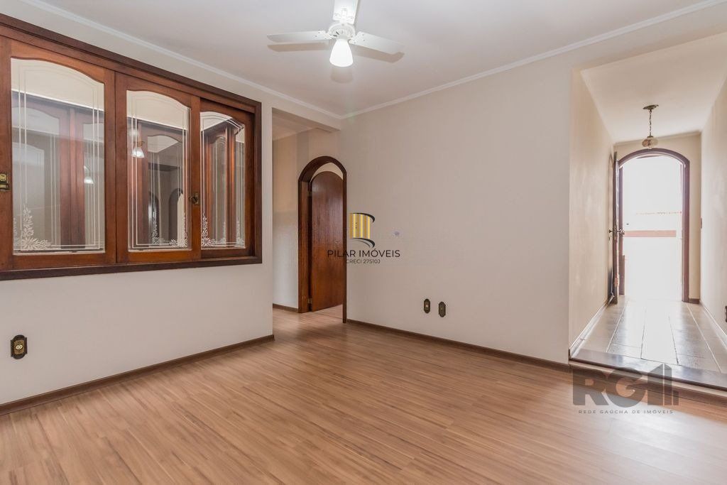 Casa com 287m², 5 dormitórios, piscina, 4 vagas no bairro Jardim Itu