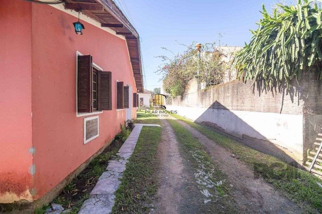 Casa 6 Dormitório(s) Bairro Vila Nova