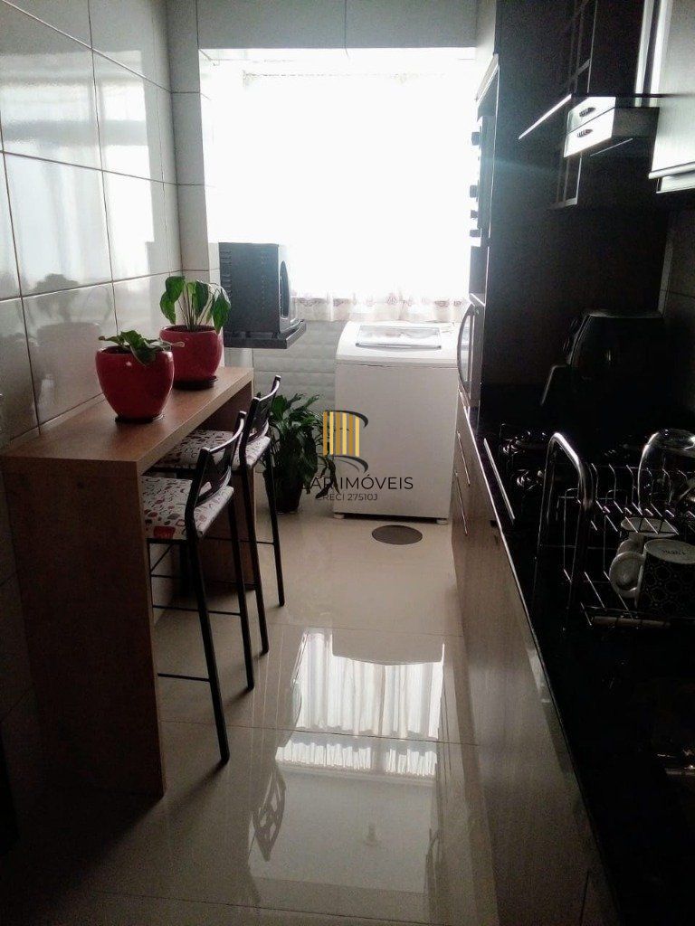 Excelente apartamento de 64m² com 2 dormitórios e 1 vaga.
