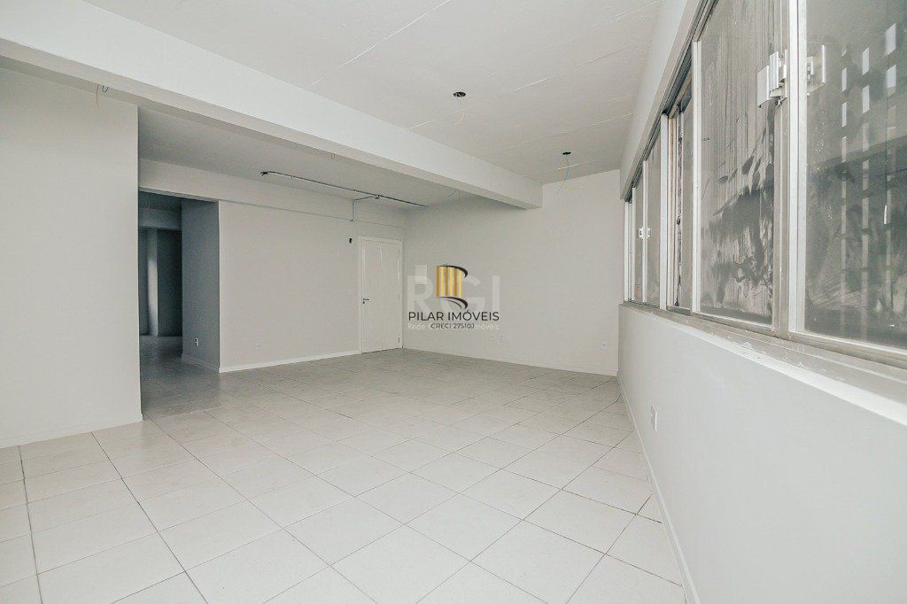 Predio para Venda - 241.18m², 0 dormitórios, Petrópolis