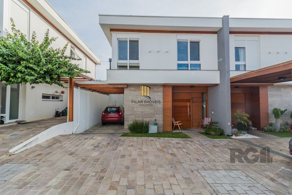 Casa Condominio para Venda - 221,59m², 3 suítes, 2 vagas - Teresópolis